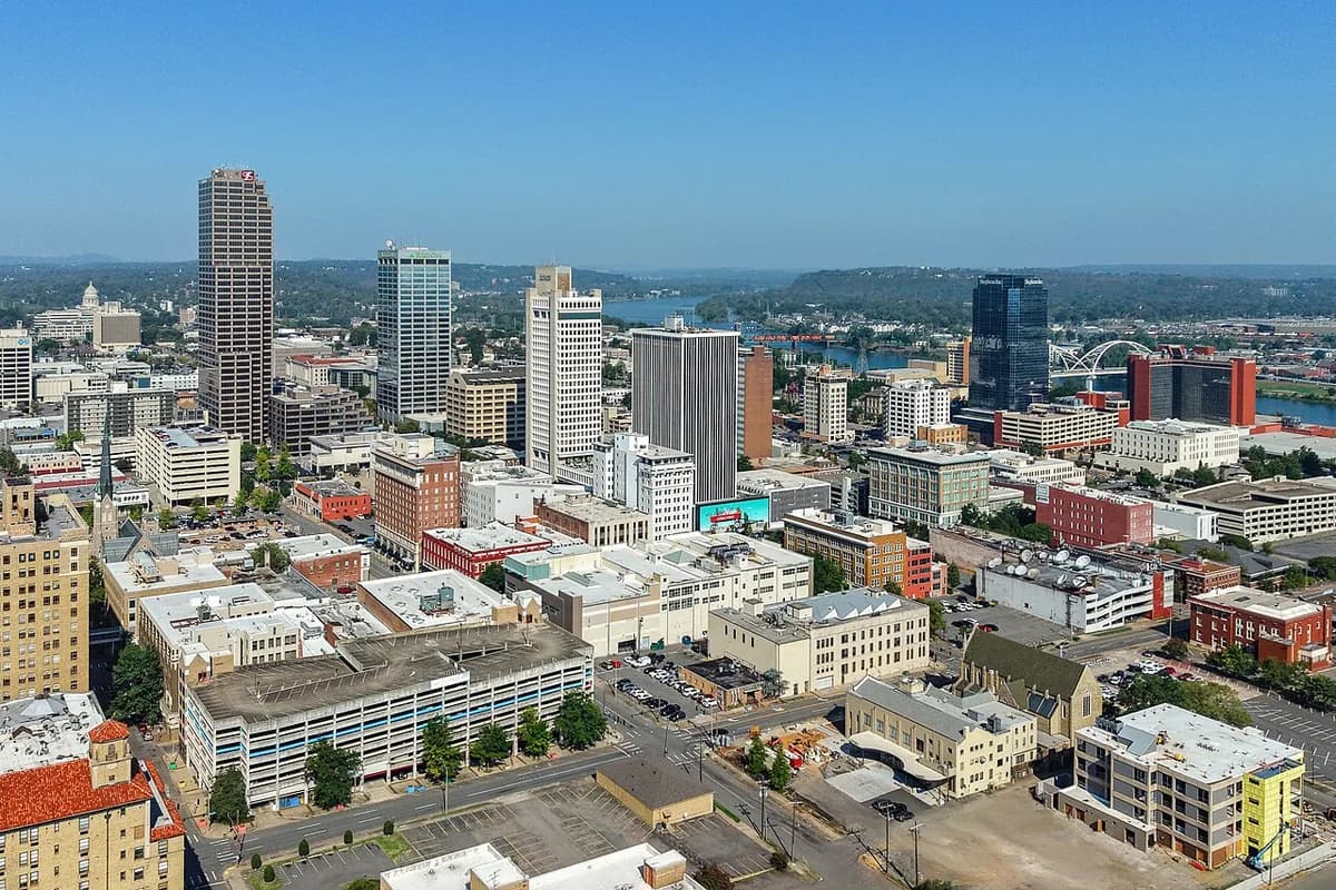 Elevated downtown skyline with river in Little Rock, Arkansas