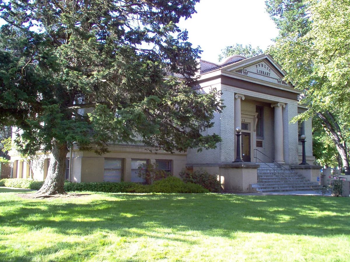 Carnegie Library landmark in Medford, Oregon