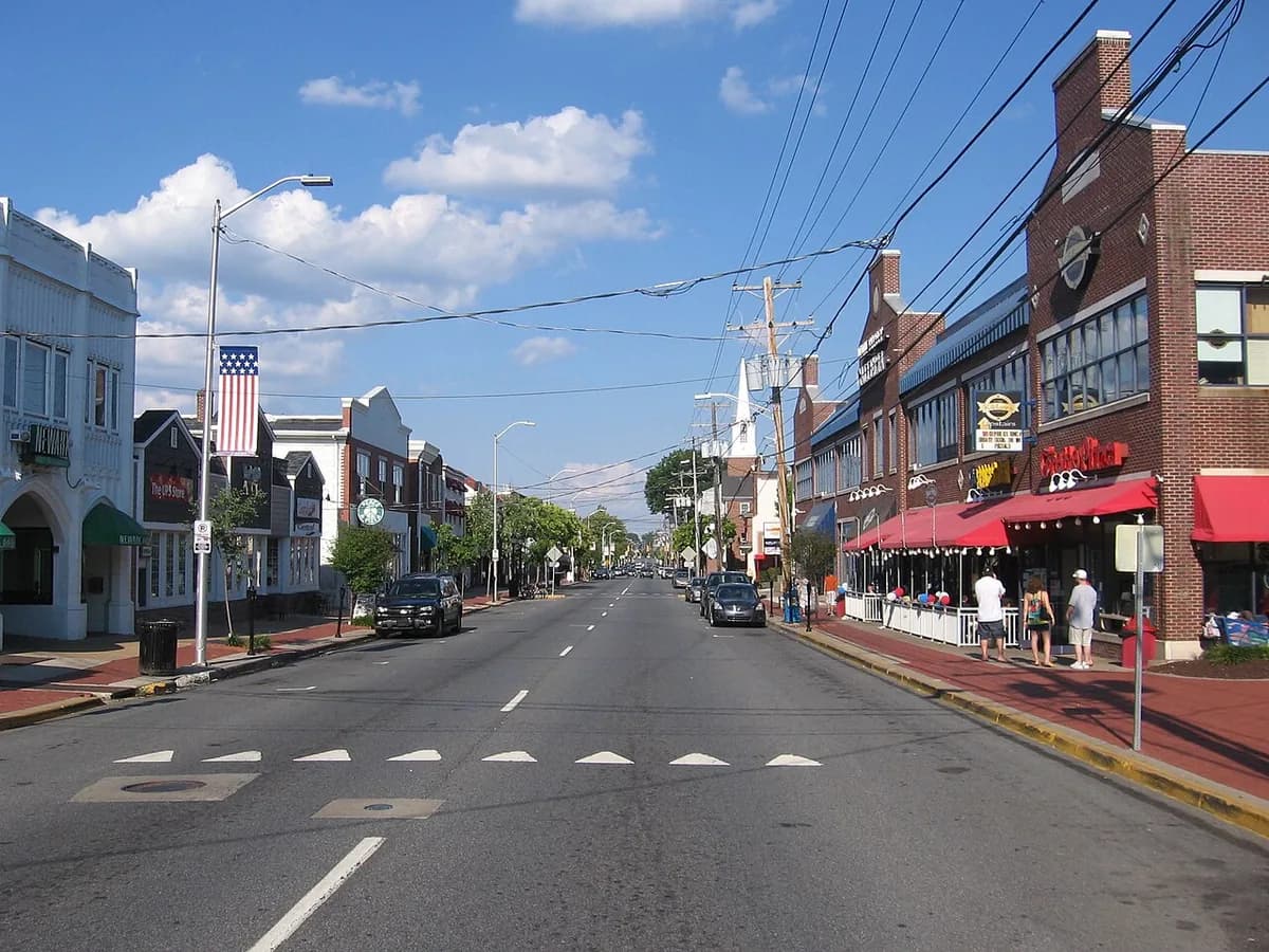 Main Street downtown Newark DE in Newark, Delaware